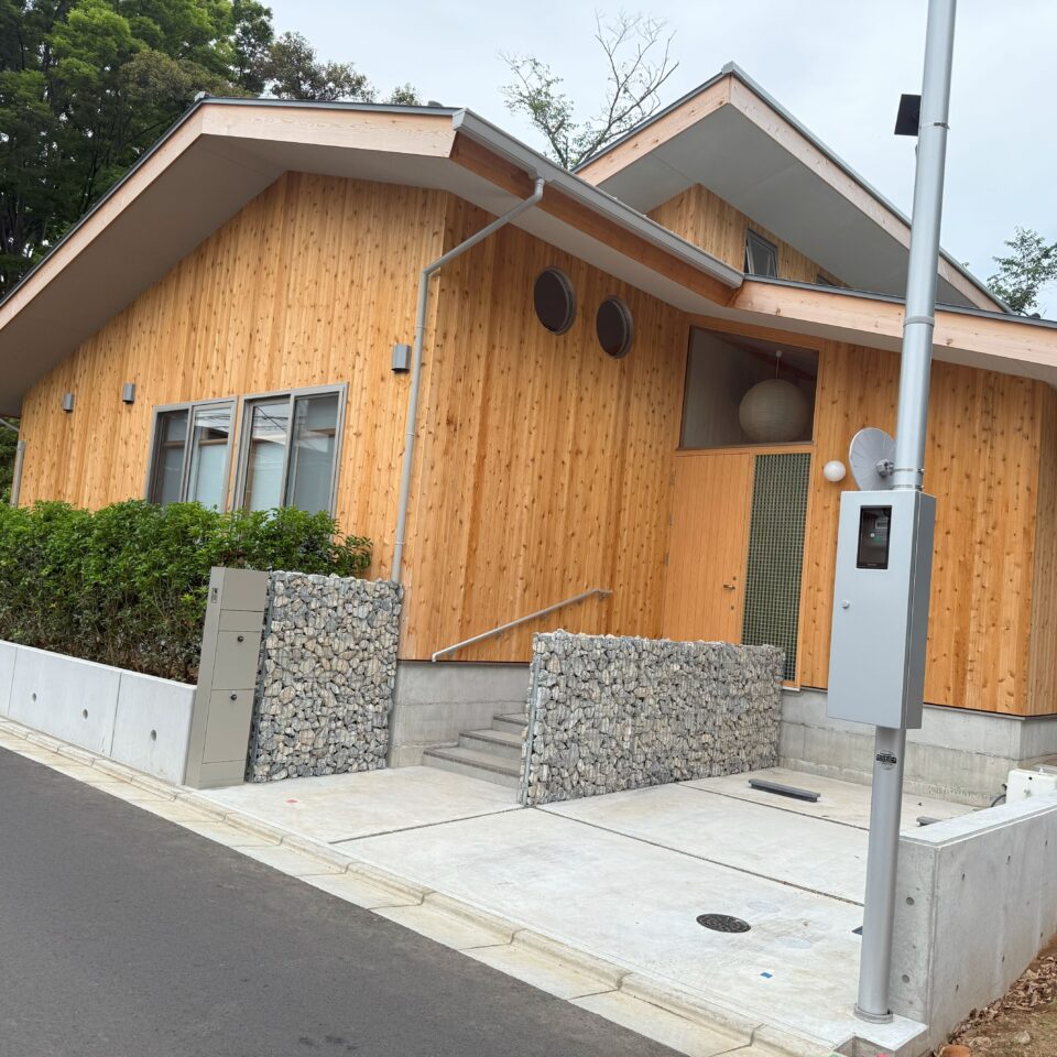 千葉市　お客様の拘りが存分に詰まった無機質な新築外構工事